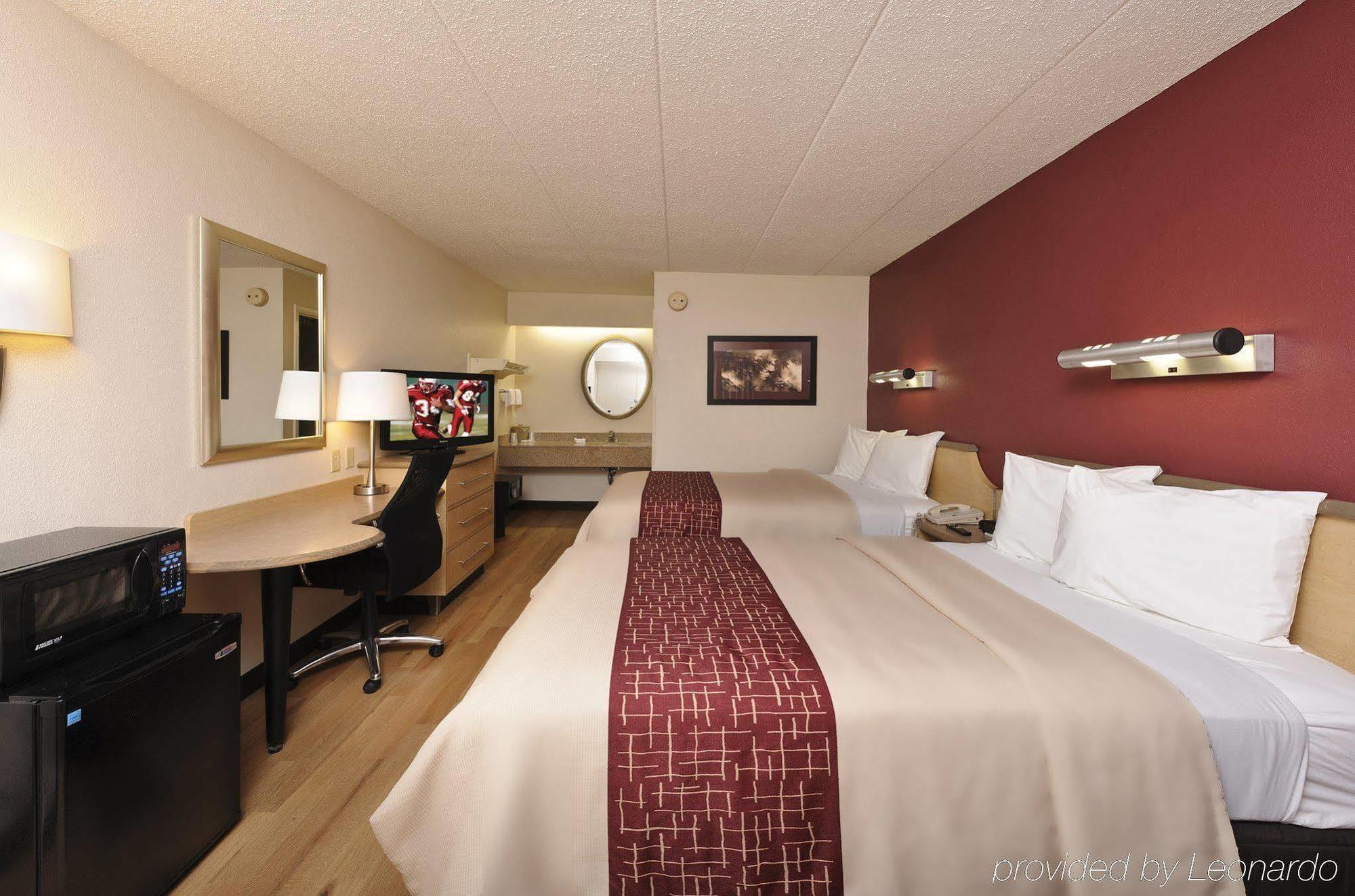 Red Roof Inn Buffalo - Hamburg/ I-90 Bagian luar foto